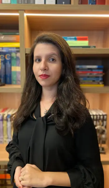 Dra. Victoria de S. M. Silva
